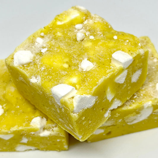 Lemon Myrtle Meringue Fudge
