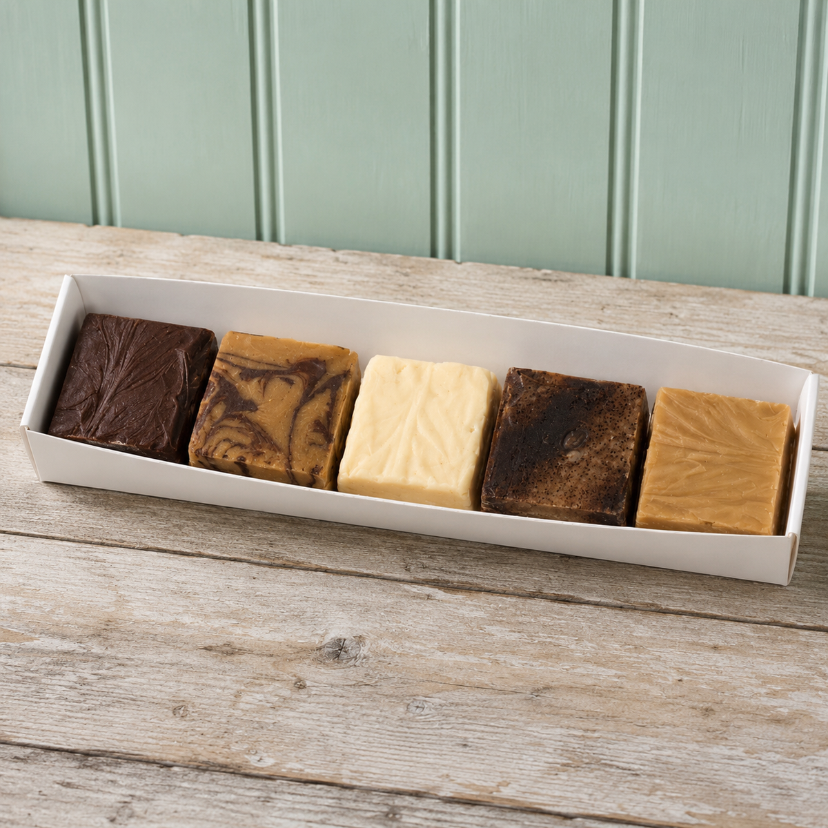 Santa’s Classic Fudge Favourites – 5 Piece Christmas Gift Box